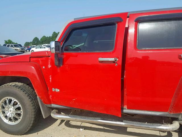 5GTDN136768284495 - 2006 HUMMER H3 RED photo 9