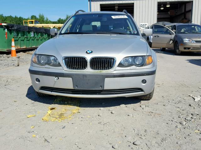 WBAEP33494PF04206 - 2004 BMW 325 XIT SILVER photo 9