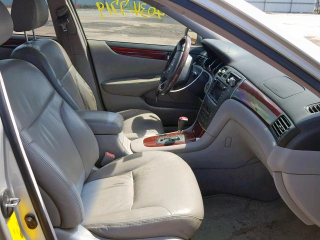 JTHBF30G125033342 - 2002 LEXUS ES 300 SILVER photo 5