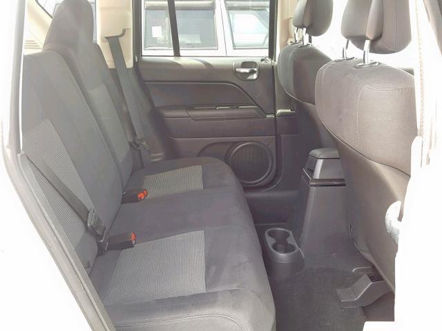 1J4NF1FB8BD201766 - 2011 JEEP COMPASS SP თეთრი ფოტო 6