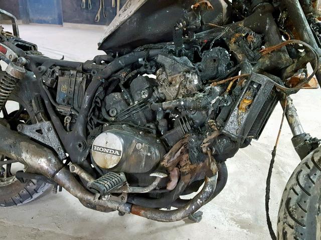 JH2PC1304FM104314 - 1985 HONDA VF500 C BURN photo 7