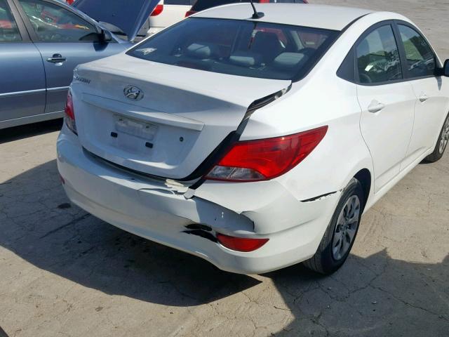 KMHCT4AE6HU237517 - 2017 HYUNDAI ACCENT SE WHITE photo 9