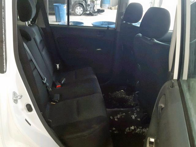 JTLKT324X64080284 - 2006 TOYOTA SCION XB 白色 照片 6