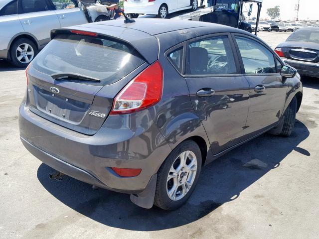 3FADP4EJ3FM175604 - 2015 FORD FIESTA SE GRAY photo 4