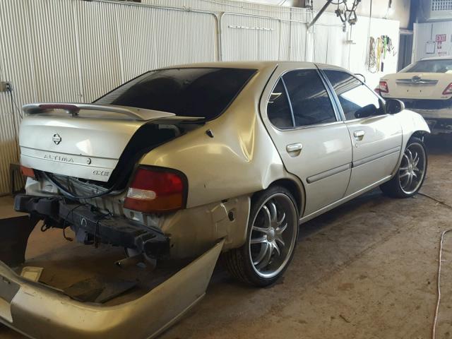 1N4DL01D0WC152982 - 1998 NISSAN ALTIMA XE GOLD photo 4