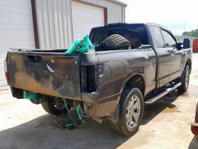 1N6BA1C47HN553976 - 2017 NISSAN TITAN XD S SILVER photo 4