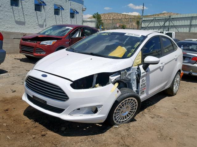 3FADP4AJ0JM134961 - 2018 FORD FIESTA S WHITE photo 2