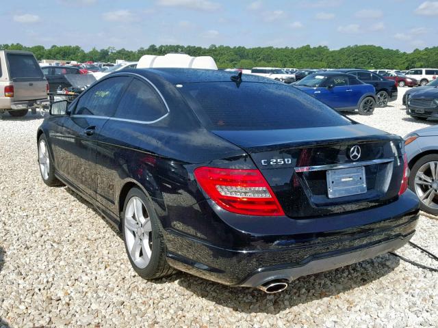 WDDGJ4HB2DG063306 - 2013 MERCEDES-BENZ C 250 BLACK photo 3