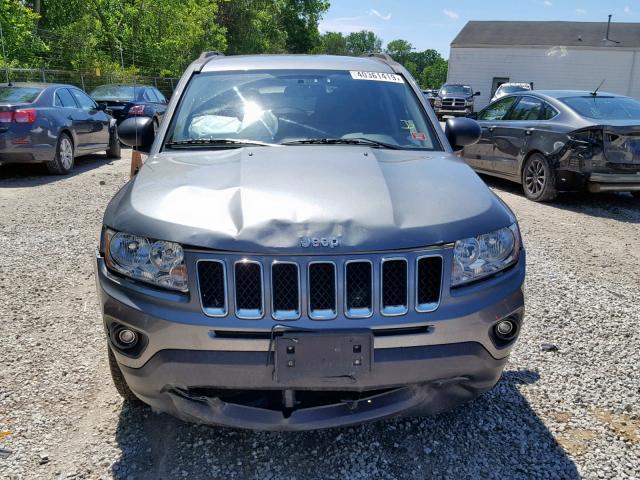 1C4NJDBBXCD638018 - 2012 JEEP COMPASS SP ნაცრისფერი ფოტო 9