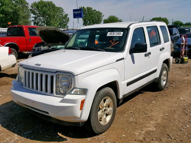 1C4PJMAK8CW127602 - 2012 JEEP LIBERTY SP WHITE photo 2