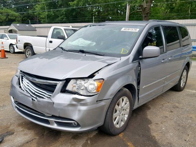 2C4RC1BG6GR292025 - 2016 CHRYSLER TOWN & COU SILVER photo 2