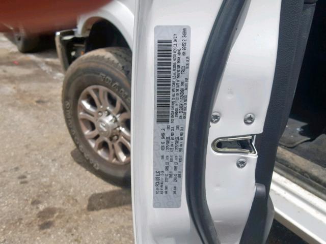 3C6UR5FL1JG242080 - 2018 RAM 2500 LARAM WHITE photo 10