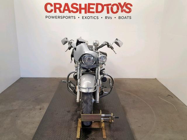 1HFSC52035A200162 - 2005 HONDA VT1300 S SILVER photo 2