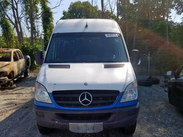 WD3PE8CC3D5770667 - 2013 MERCEDES-BENZ SPRINTER 2 WHITE photo 9