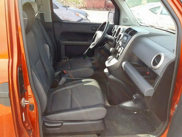 5J6YH28684L035609 - 2004 HONDA ELEMENT EX ORANGE photo 5