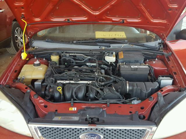 1FAFP34N95W137980 - 2005 FORD FOCUS ZX4 RED photo 7