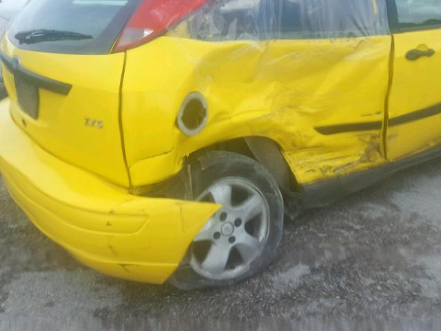 3FAFP31381R184417 - 2001 FORD FOCUS ZX3 YELLOW photo 9
