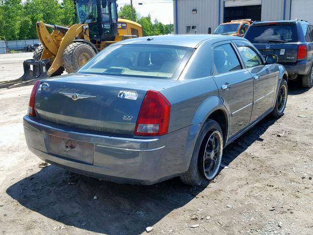 2C3KK53G66H328301 - 2006 CHRYSLER 300 TOURIN GREEN photo 4