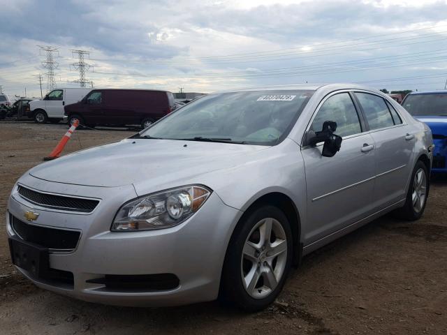 1G1ZB5E16BF276708 - 2011 CHEVROLET MALIBU LS 银色 照片 2