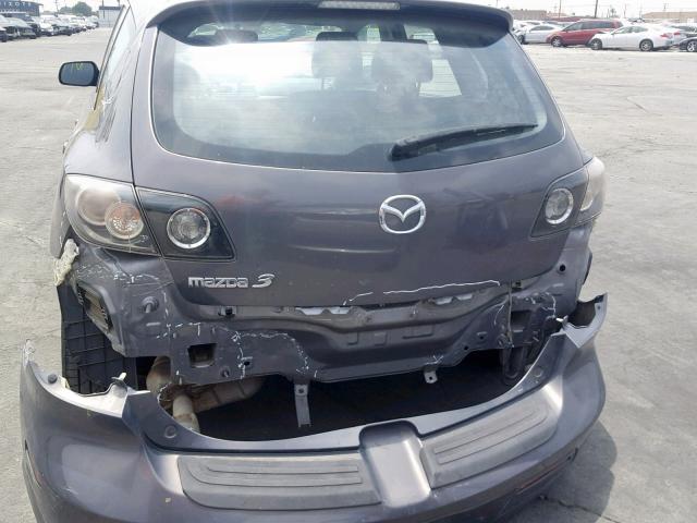 JM1BK344171748357 - 2007 MAZDA 3 HATCHBAC GRAY photo 9