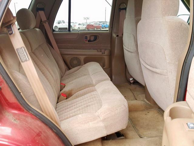 1GNCS13W812227396 - 2001 CHEVROLET BLAZER MAROON photo 6