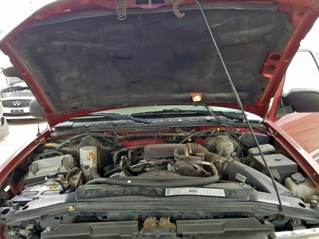 1GNCS13W812227396 - 2001 CHEVROLET BLAZER MAROON photo 7