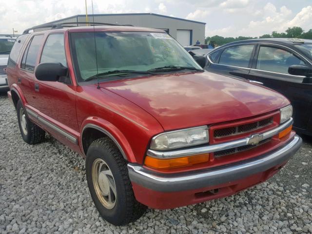 1GNDT13W012219455 - 2001 CHEVROLET BLAZER RED photo 1