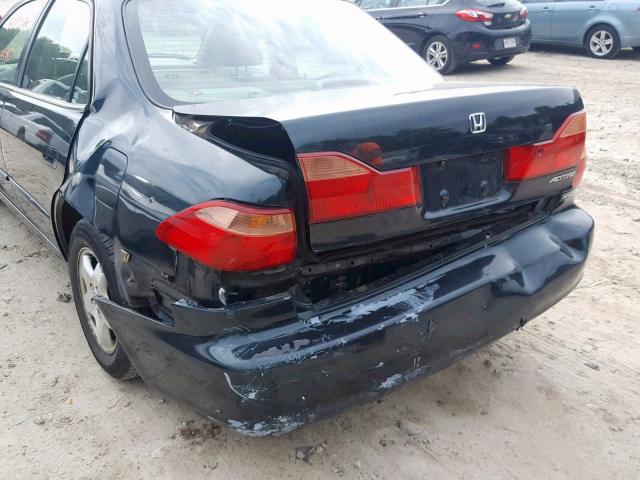 1HGCG1658YA095853 - 2000 HONDA ACCORD EX GREEN photo 9