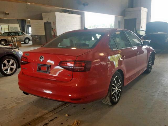 3VWD17AJ5GM296104 - 2016 VOLKSWAGEN JETTA SPOR RED photo 4