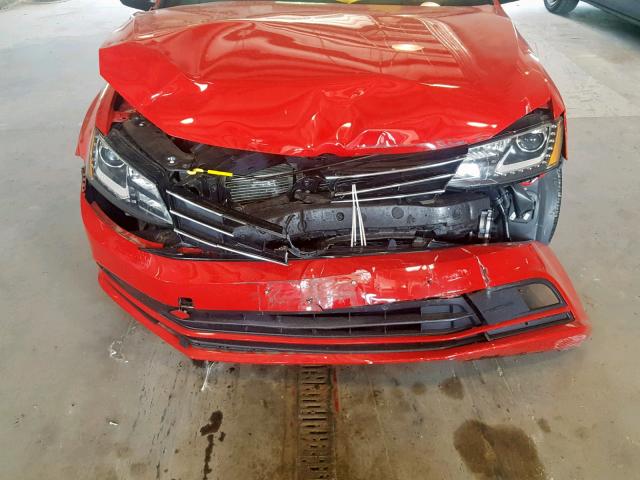 3VWD17AJ5GM296104 - 2016 VOLKSWAGEN JETTA SPOR RED photo 9