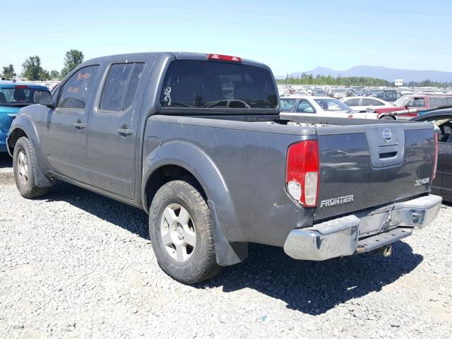 1N6AD07W57C463552 - 2007 NISSAN FRONTIER C GRAY photo 3