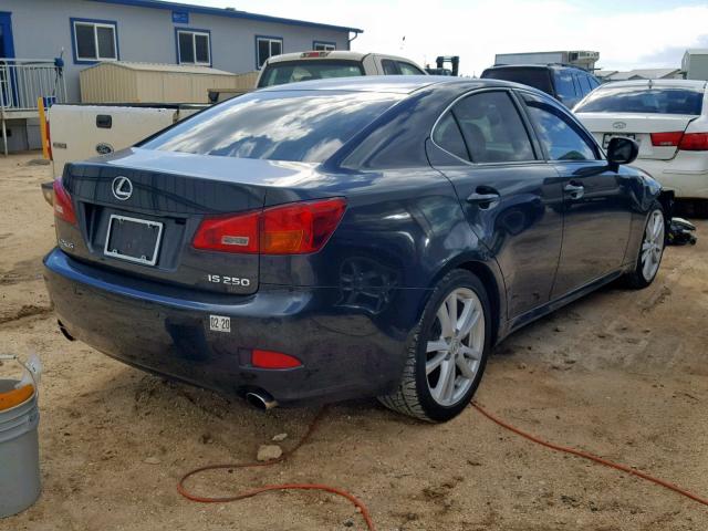 JTHBK262765013801 - 2006 LEXUS IS 250 GRAY photo 4