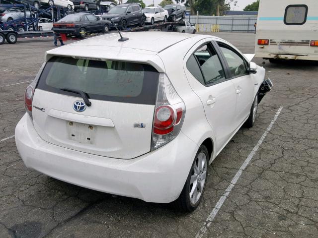 JTDKDTB39E1075027 - 2014 TOYOTA PRIUS C WHITE photo 4