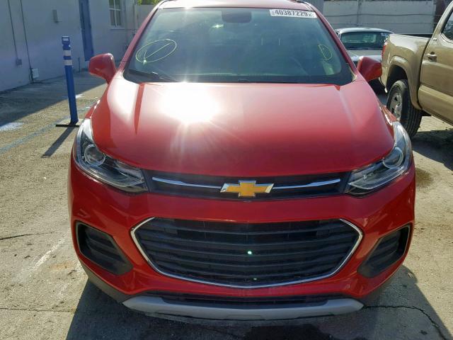 3GNCJLSB8JL161735 - 2018 CHEVROLET TRAX 1LT RED photo 9