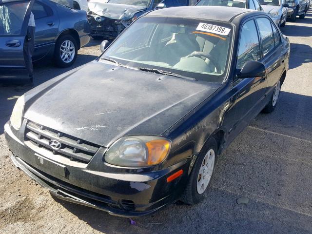 KMHCG45C25U594072 - 2005 HYUNDAI ACCENT GL BLACK photo 2