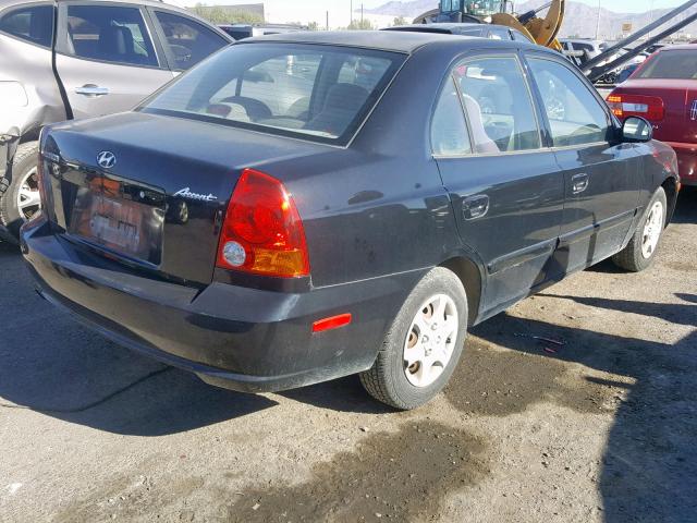 KMHCG45C25U594072 - 2005 HYUNDAI ACCENT GL BLACK photo 4