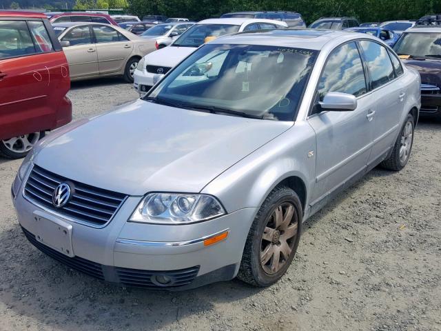 WVWRH63B72P294104 - 2002 VOLKSWAGEN PASSAT GLX SILVER photo 2