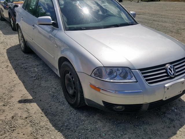 WVWRH63B72P294104 - 2002 VOLKSWAGEN PASSAT GLX SILVER photo 9