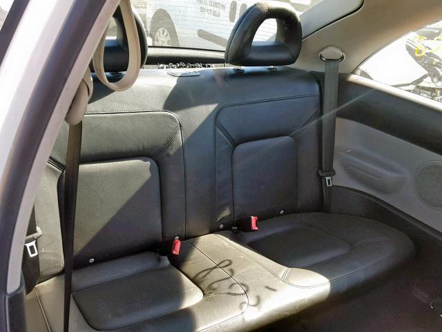 3VWCK21C61M464191 - 2001 VOLKSWAGEN NEW BEETLE WHITE photo 6