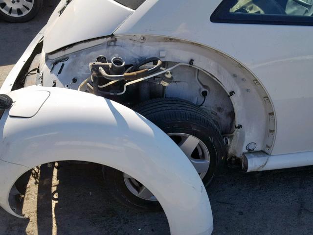 3VWCK21C61M464191 - 2001 VOLKSWAGEN NEW BEETLE WHITE photo 9
