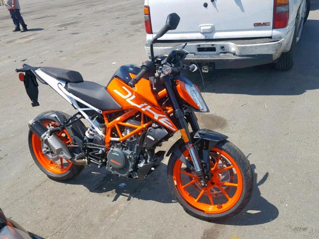 MD2JPJ402JC281566 - 2018 OTHER MOTORCYCLE ORANGE photo 2