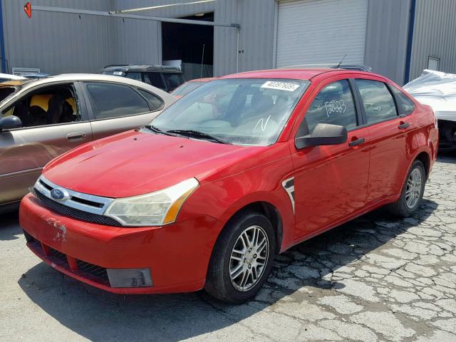 1FAHP35N38W254451 - 2008 FORD FOCUS SE RED photo 2