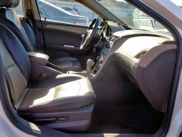 1G1ZE5E74BF343947 - 2011 CHEVROLET MALIBU LTZ 白色 照片 5