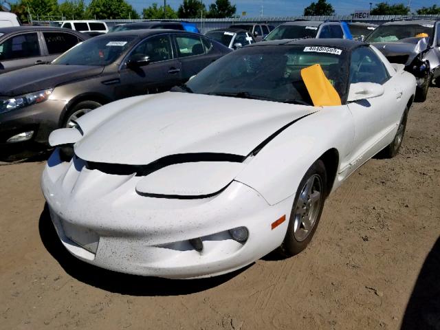 2G2FS22K7Y2141399 - 2000 PONTIAC FIREBIRD WHITE photo 2