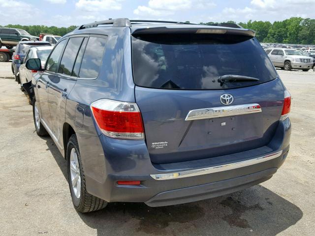 5TDZK3EH3CS072779 - 2012 TOYOTA HIGHLANDER BLUE photo 3