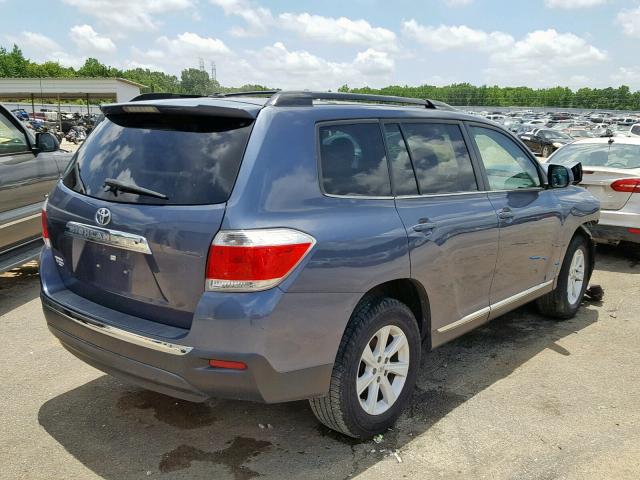 5TDZK3EH3CS072779 - 2012 TOYOTA HIGHLANDER BLUE photo 4