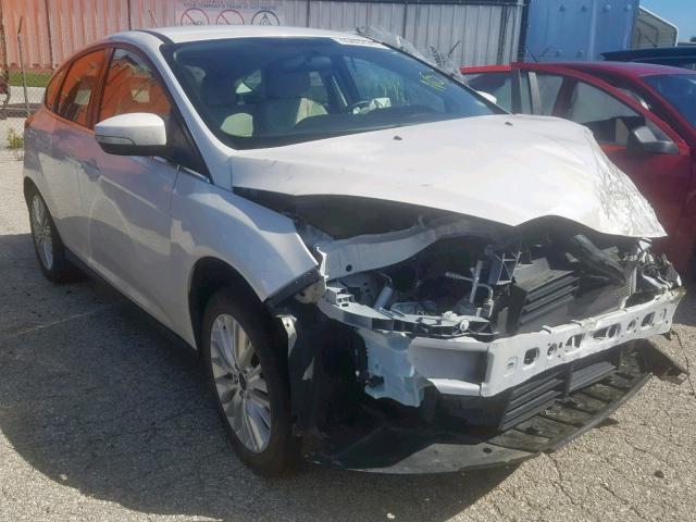 1FADP3N22GL321335 - 2016 FORD FOCUS TITA WHITE photo 1