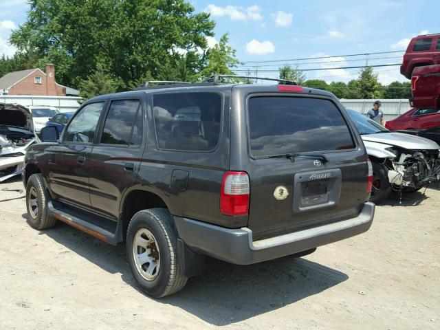 JT3HM84R0W0030112 - 1998 TOYOTA 4RUNNER SR BROWN photo 3