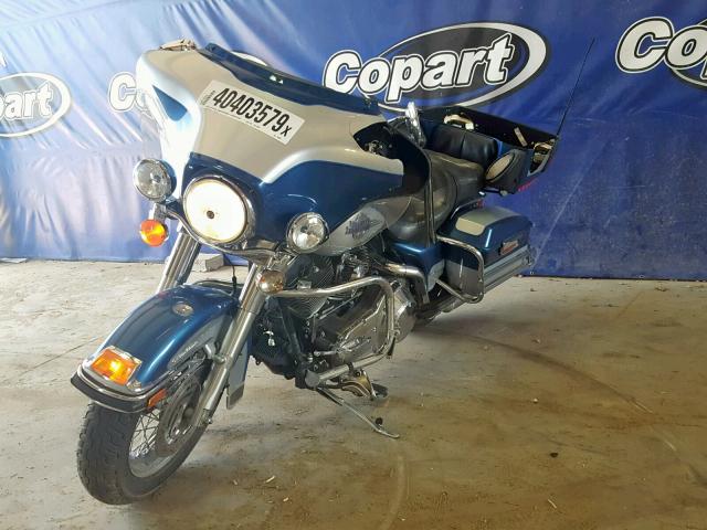 1HD1FCW146Y700052 - 2006 HARLEY-DAVIDSON FLHTCUI BLUE photo 2