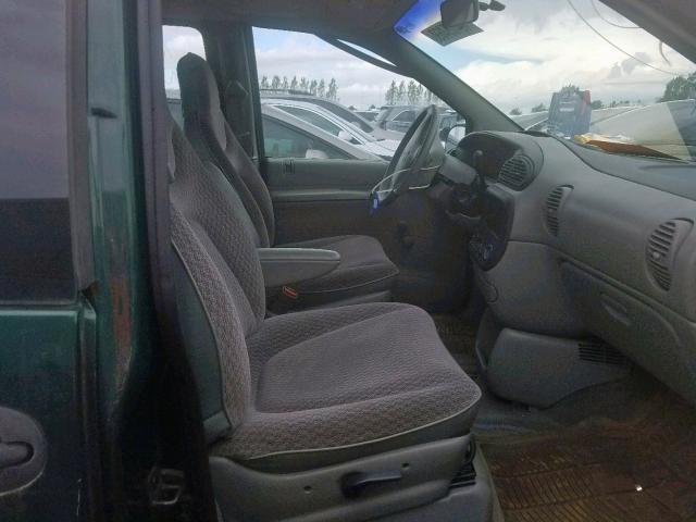 2B4FP2533WR810870 - 1998 DODGE CARAVAN GREEN photo 5